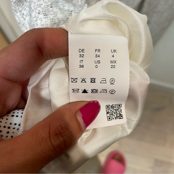 Boss Sleeveless Midi Dress - Picture 6 of 6